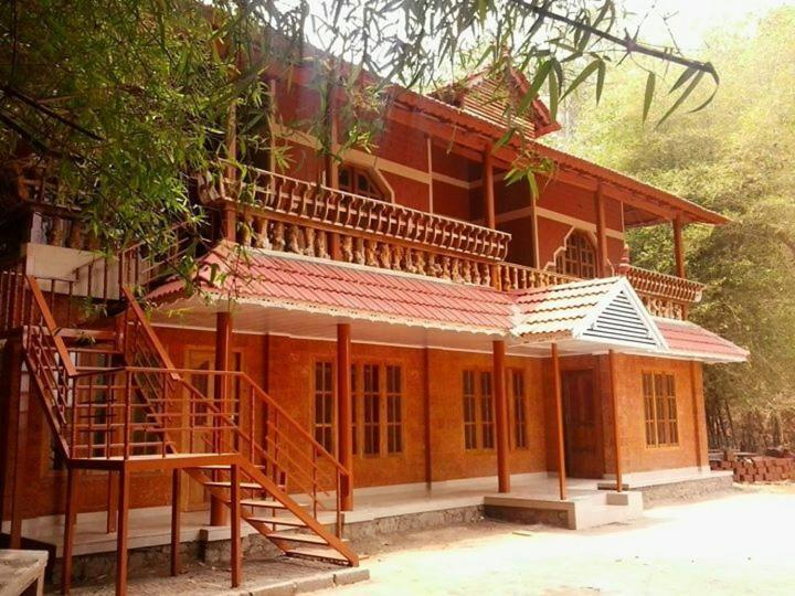 Elephant Valley Resort Pulpally Bagian luar foto